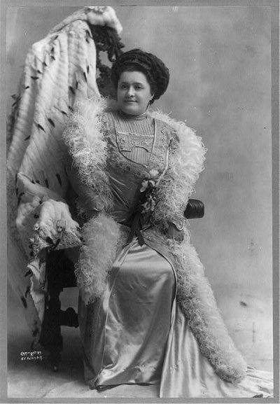 Luisa Tetrazzini, Italian coloratura soprano and international opera star, was born in Florence.