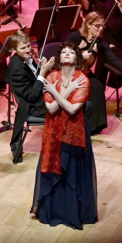 Jennifer Larmore, American mezzo-soprano noted for coloratura and bel canto roles, was born in Atlanta.