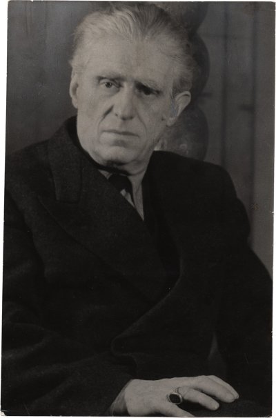 Italian composer and musicologist Gian Francesco Malipiero, whose output included numerous operas and music-theater works, died in Asolo.